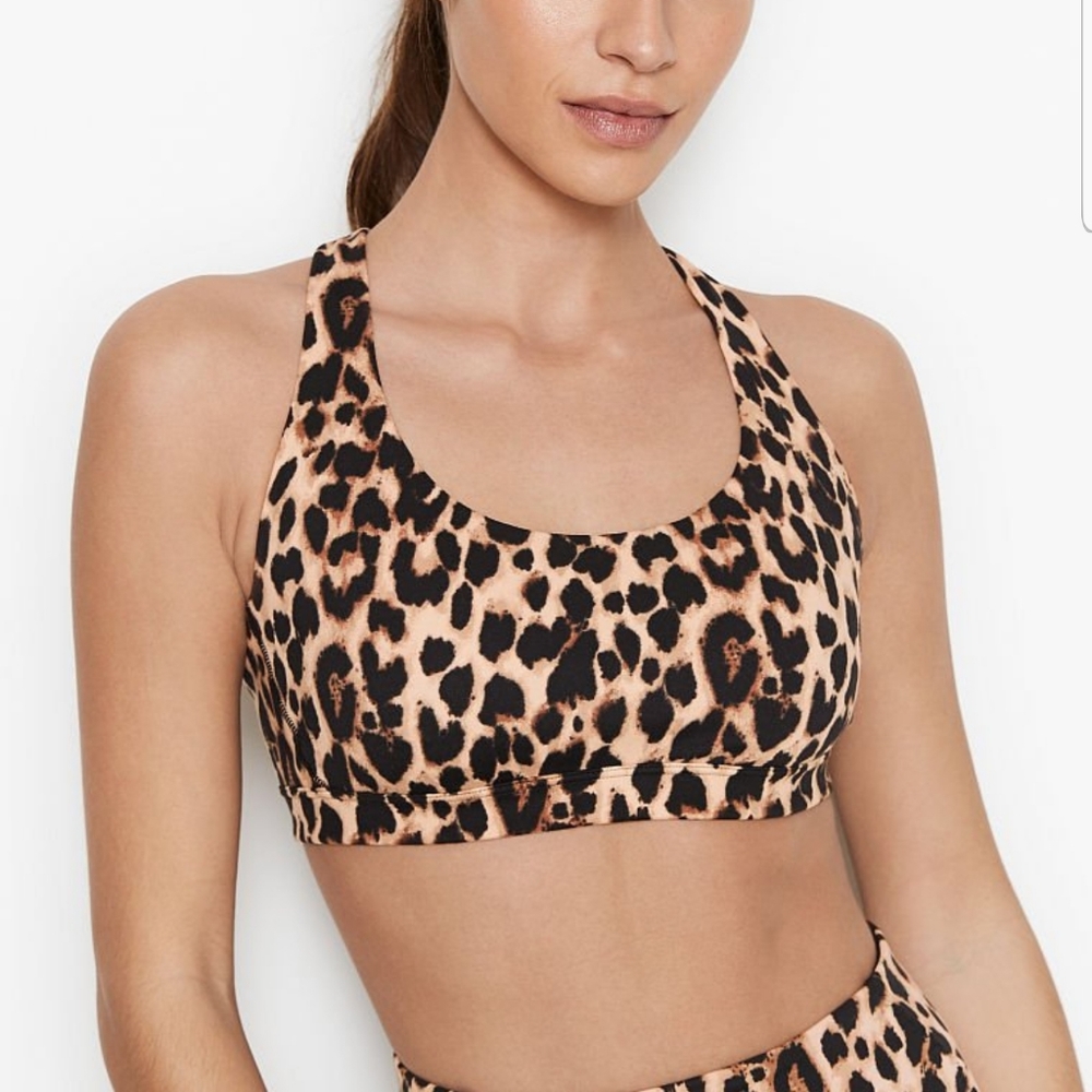 💘 Victoria's Secret | Strappy Back Sports Bra